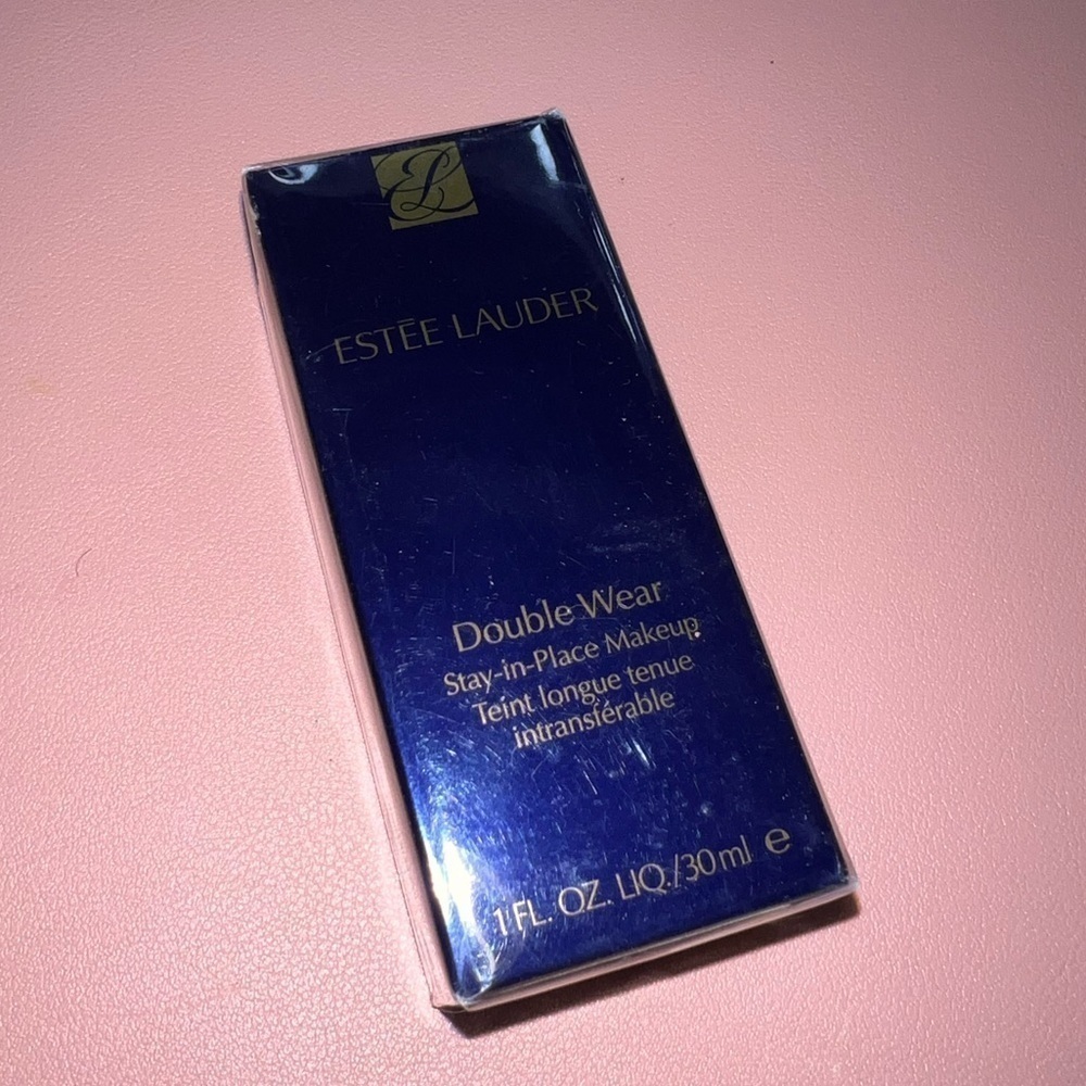 Estée Lauder Double Wear Foundation